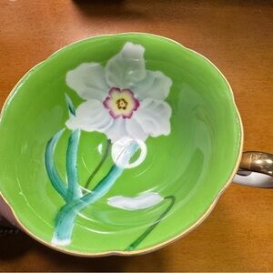 Lush Green Ceramic Teacup with Gold Accent